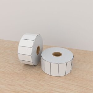 Etiquetas Poliéster 2×1 pulg, 1 columna, core 1, 1500 etiquetas